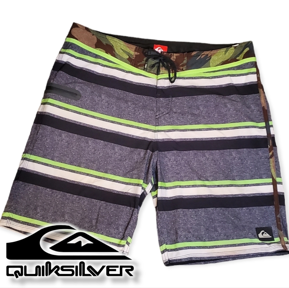 QUIKSILVER | Men's gray and green striped swim trunks. Size *36.